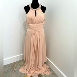 Donna Morgan Collection NWT size 8